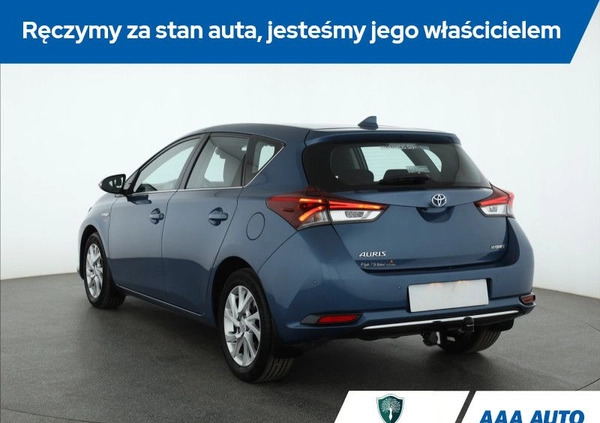 Toyota Auris cena 72000 przebieg: 81760, rok produkcji 2017 z Kisielice małe 277